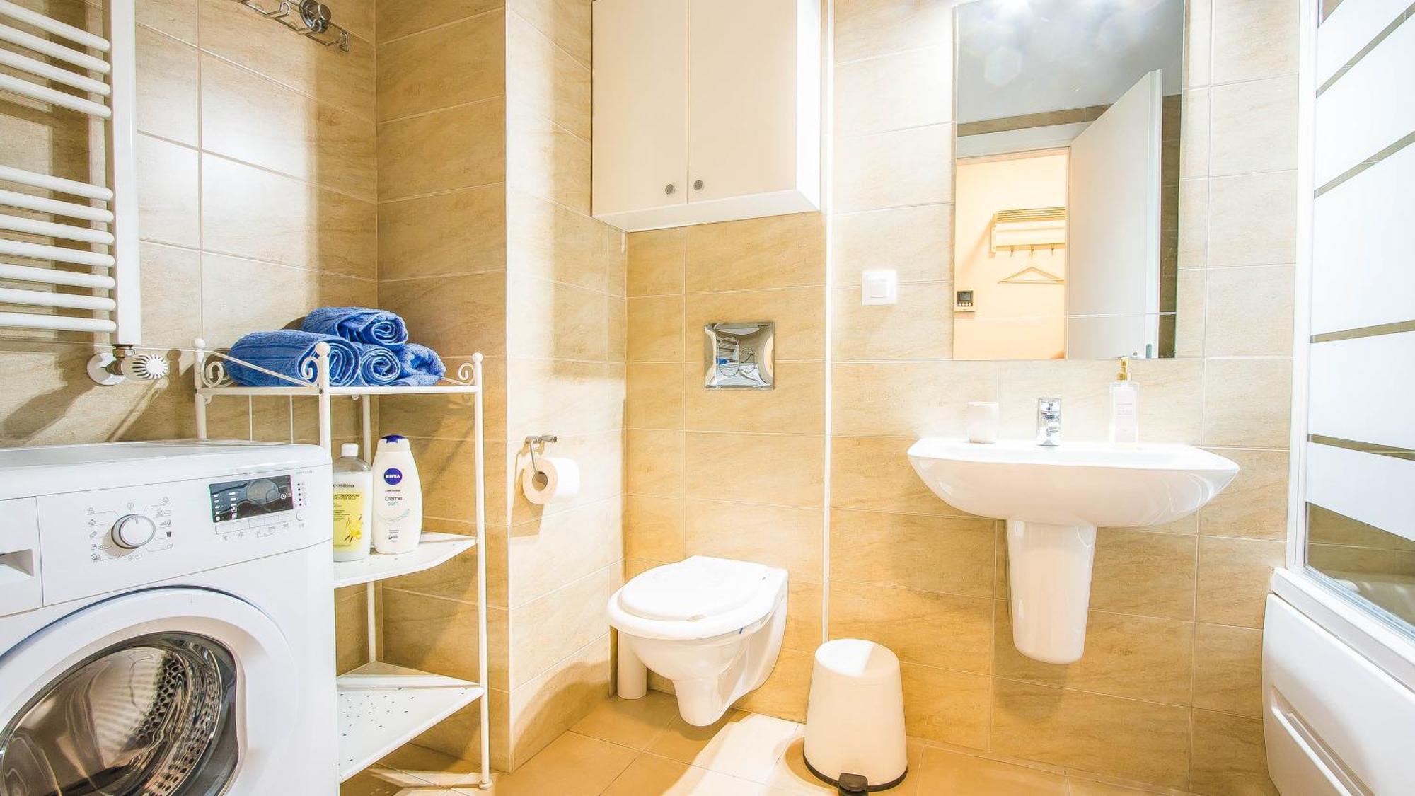 Luxury / Mihai Bravu Apartmens Bukarest Eksteriør billede